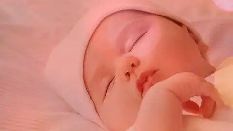 دانلود ریمیکس جدید آقا مهدی مسته عروسکم لالاش میاد شب که بشه باباش میاد وایرال اینستاگرام